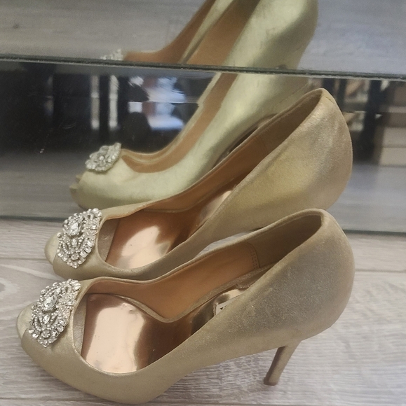Preloved Badgley Mischka Peep Toe Pumps - Picture 1 of 6